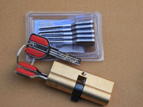 泸水24小时上门开锁公司